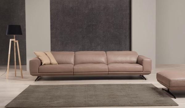 Finding A Beautiful Italian Leather Sofa in a Contemporary Style ...